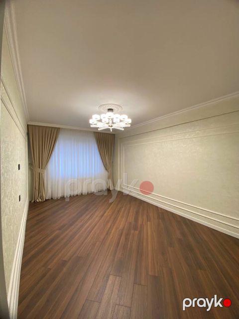 Satılır 2 otaqlı yeni tikili 68 m²