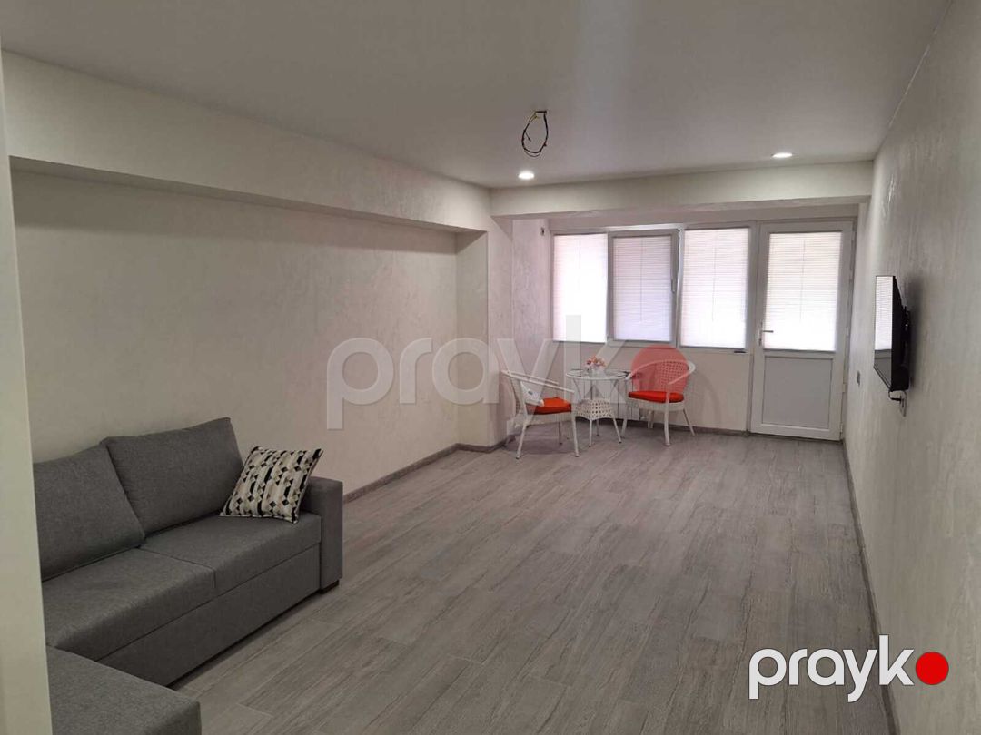 İcarəyə verilir 2 otaqlı köhnə tikili 86 m² — Mənzil, Bakı (4)
