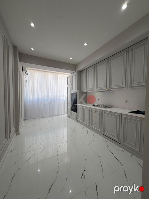 Satılır 2 otaqlı yeni tikili 85 m²