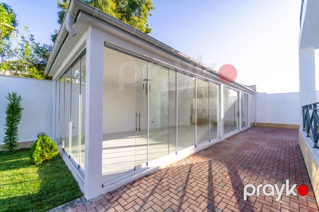 Satılır 6 otaqlı həyət evi/bağ evi 300 m² — Ev, villa, Bakı (7)