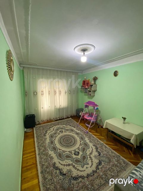 Satılır 2 otaqlı köhnə tikili 61 m² — Bakı