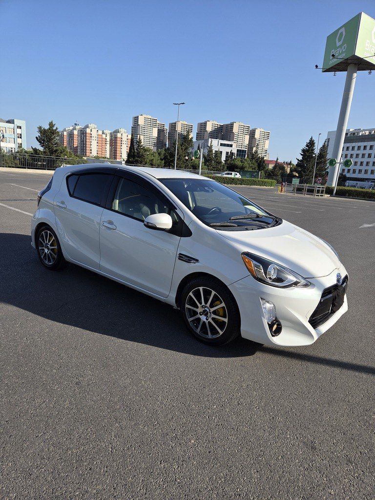 Toyota Aqua, 1.5 L, 0.9 kWh, 2016 il, 87 400 km — Avtomobillər, Bakı (4)