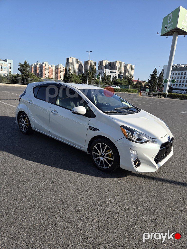 Toyota Aqua, 1.5 L, 0.9 kWh, 2016 il, 87 400 km — Avtomobillər, Bakı (4)