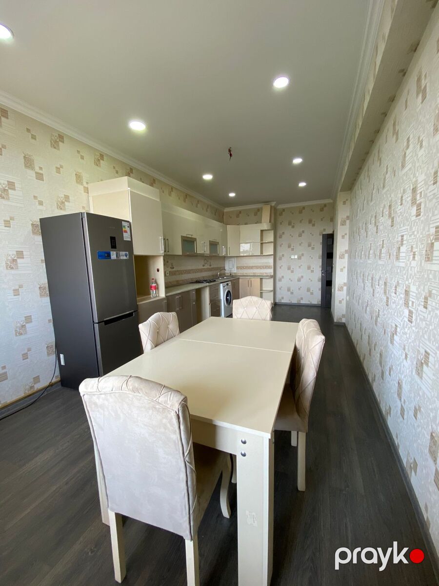 Satılır 4 otaqlı yeni tikili 180 m² — Mənzil, Bakı (11)