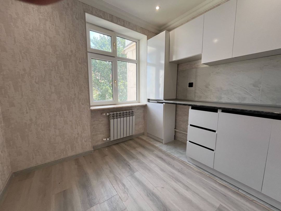 Satılır 2 otaqlı köhnə tikili 50 m² — Mənzil, Bakı (12)