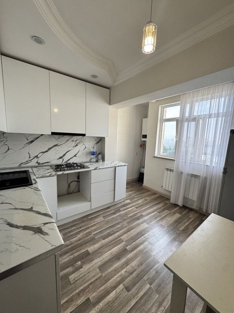 İcarəyə verilir 3 otaqlı yeni tikili 80 m² — Bakı