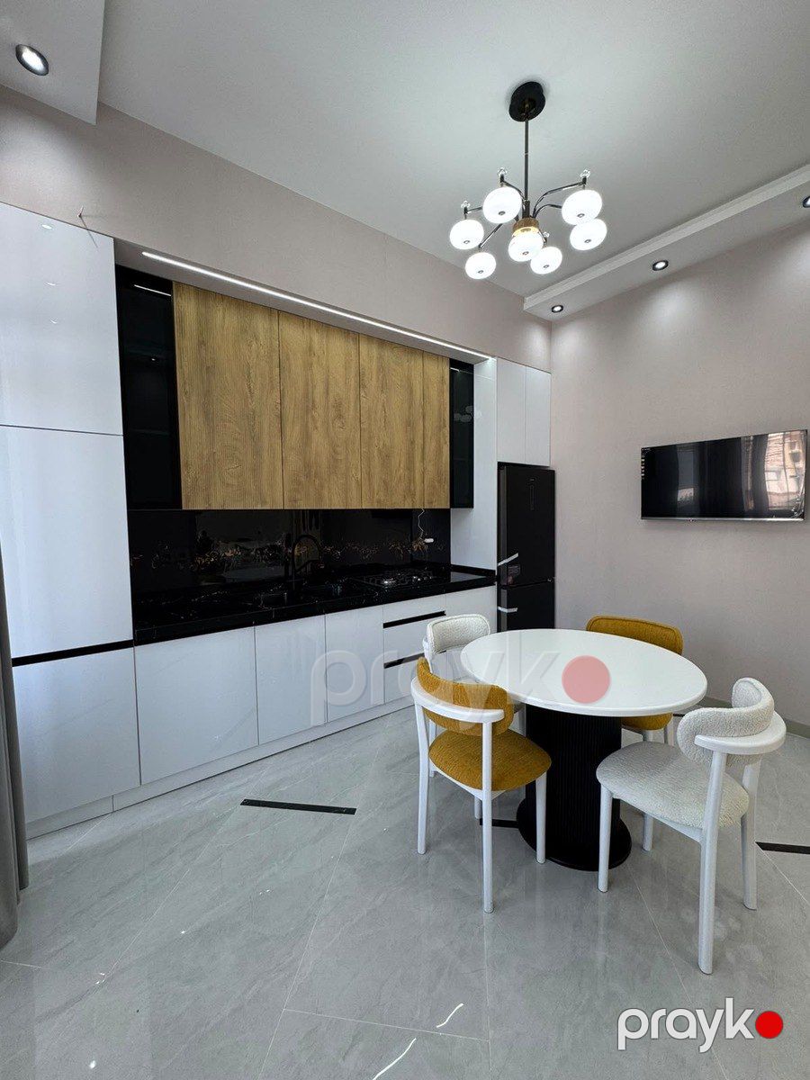 Satılır 4 otaqlı həyət evi/bağ evi 180 m² — Ev, villa, Bakı (4)