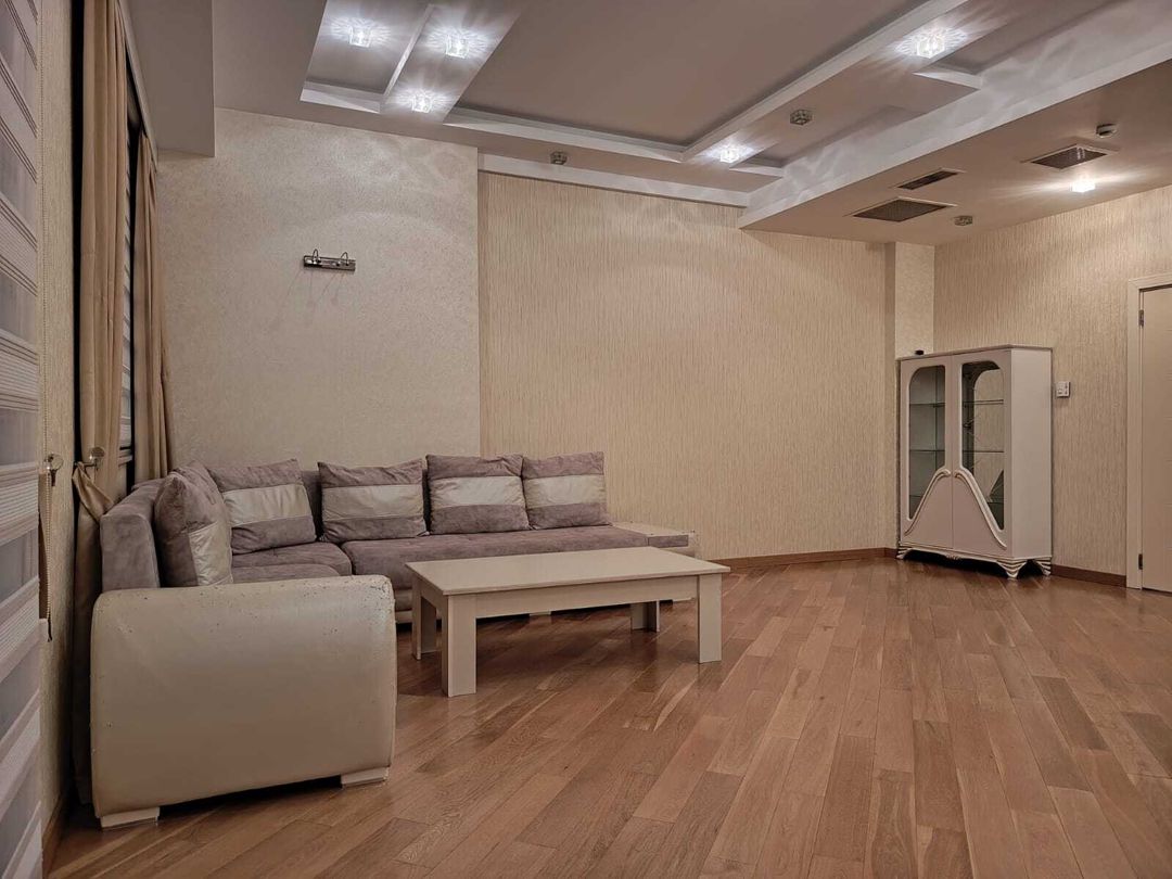 İcarəyə verilir 3 otaqlı yeni tikili 150 m² — Mənzil, Bakı (2)