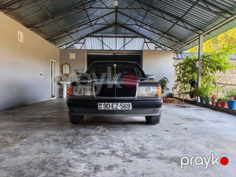 Mercedes 190, 2.0 L, 1991 il, 385 000 km