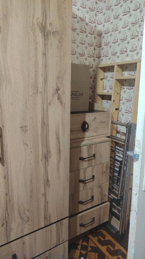 Mebel dəsti – komod və tumbadan ibarət - Material: ağac teksturalı — Xırdalan