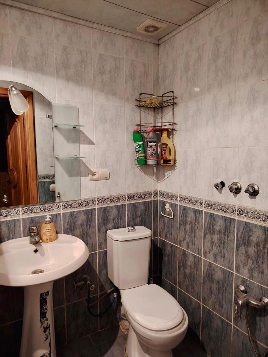 İcarəyə verilir 2 otaqlı köhnə tikili 59 m² — Mənzil, Bakı (7)