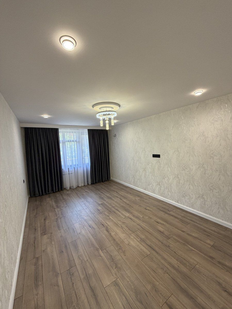 Satılır 3 otaqlı köhnə tikili 75 m² — Mənzil, Bakı (2)