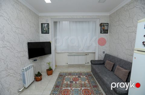 Satılır 3 otaqlı köhnə tikili 60 m² — Bakı