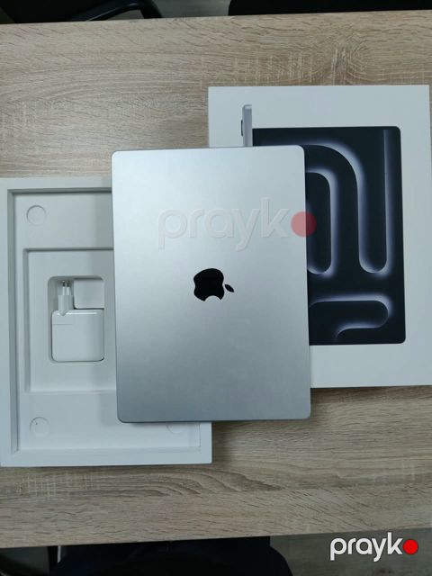 Apple MacBook Pro M5, 14.2 — Bakı