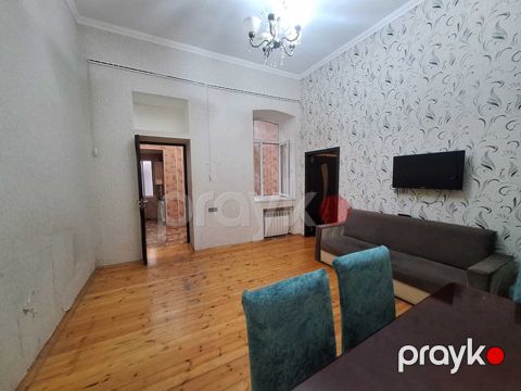 2-otaqlı mənzil kirayə verilir, İçərişəhər m., 66 m² — Bakı