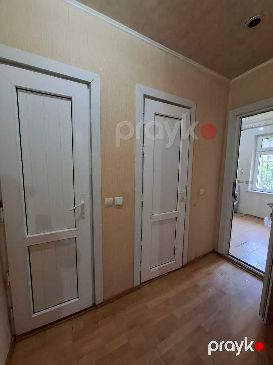 Satılır 4 otaqlı köhnə tikili 80 m² — Mənzil, Bakı (8)