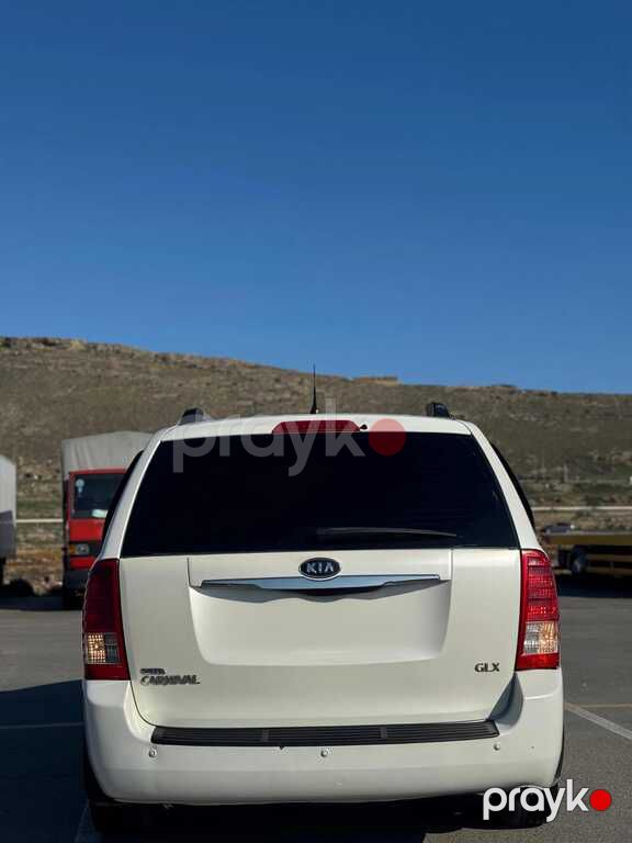 Kia Carnival, 2.2 L, 2011 il, 318 000 km — Avtomobillər, Bakı (4)