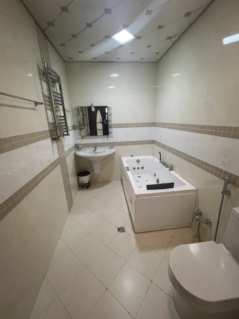 Satılır 3 otaqlı yeni tikili 215 m² — Mənzil, Bakı (8)
