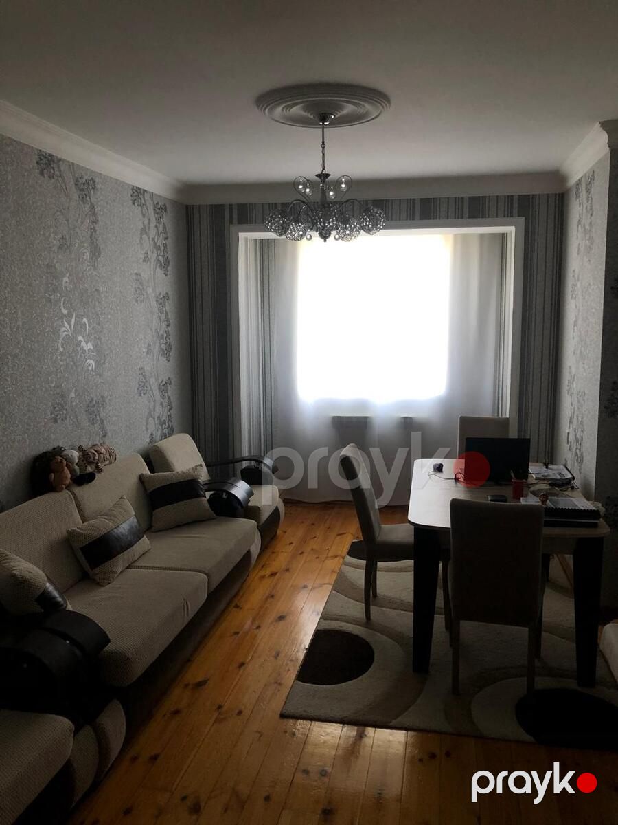 Satılır 4 otaqlı köhnə tikili 42 m² — Mənzil, Bakı (2)