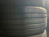 Şinlər 275/40 R22 — Otomobil