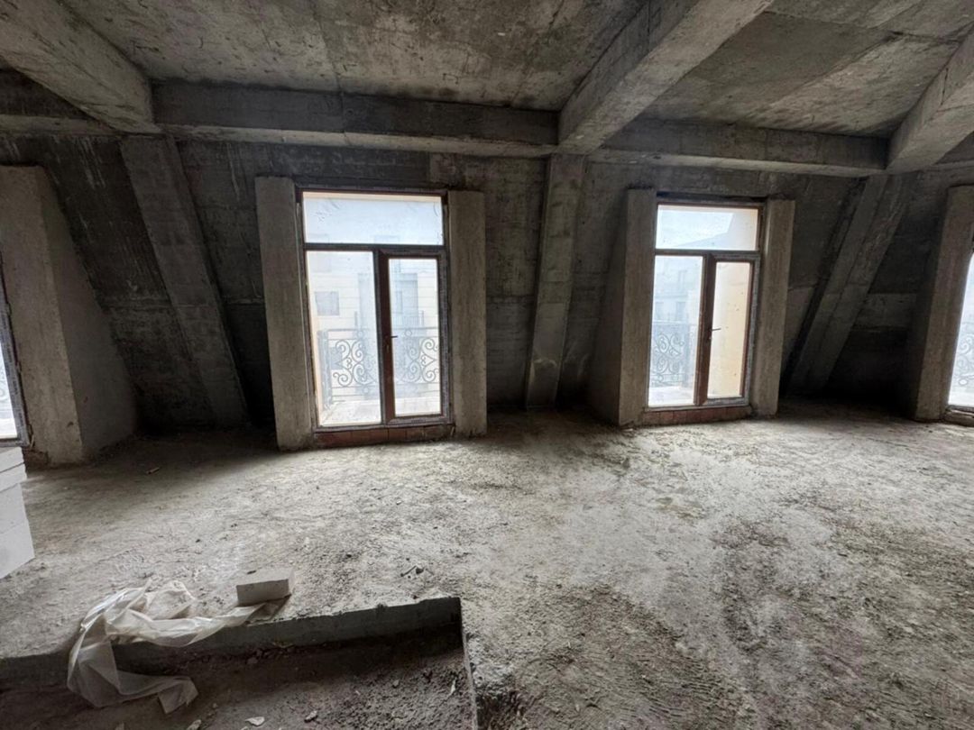 Satılır 4 otaqlı yeni tikili 180 m² — Mənzil, Bakı (10)