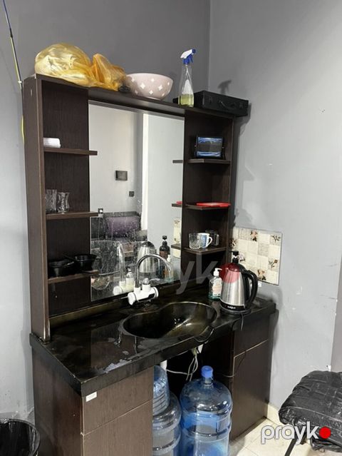 Qiymətdi razılaşmaq olar Salon üçün lavabo və güzgülü şkaf dəsti — Digah