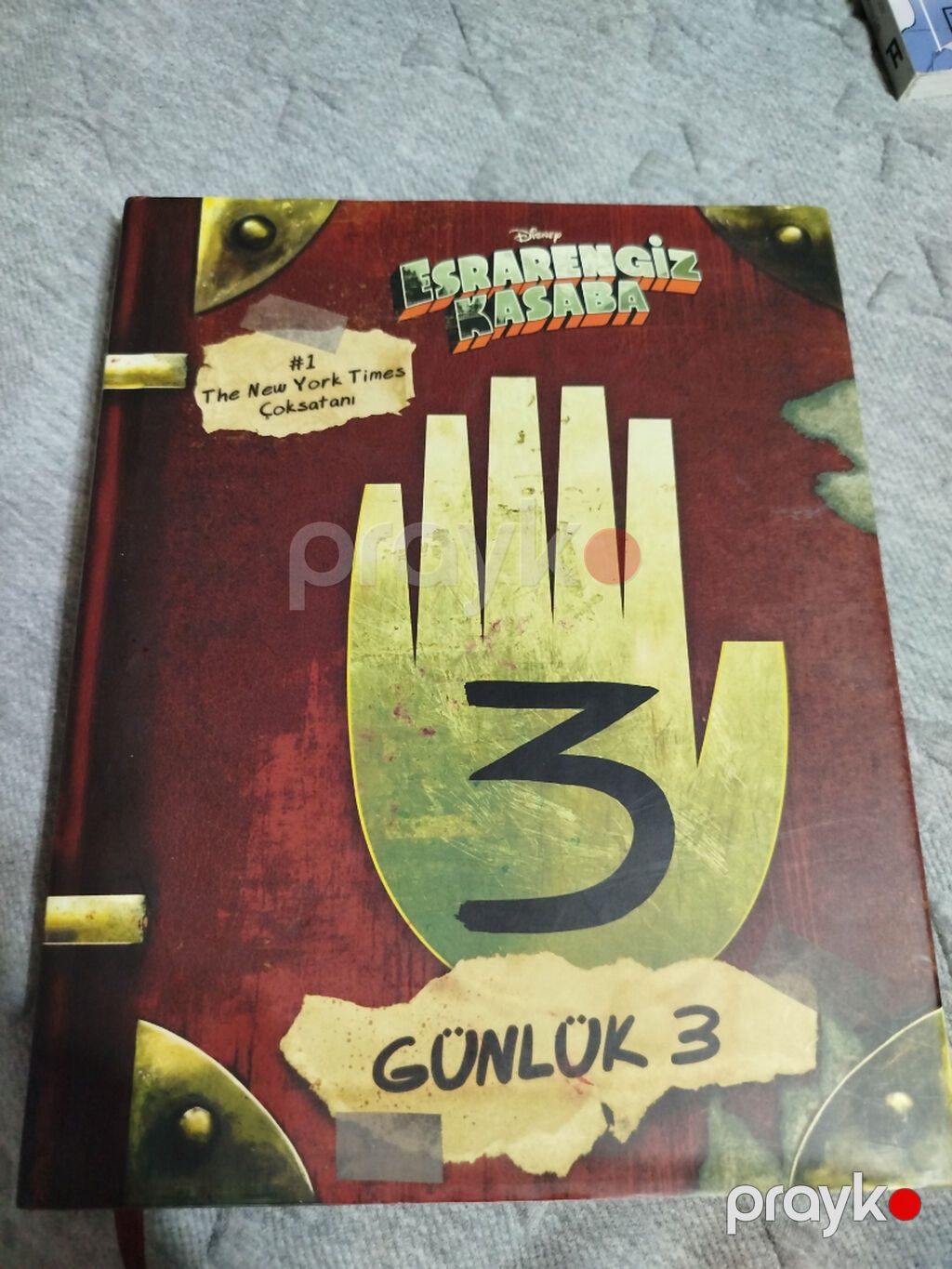 Kitablar səliqəli şəkildə istifadə olunub. Fərqli mangalar və komiks — Kitablar, Bakı (2)