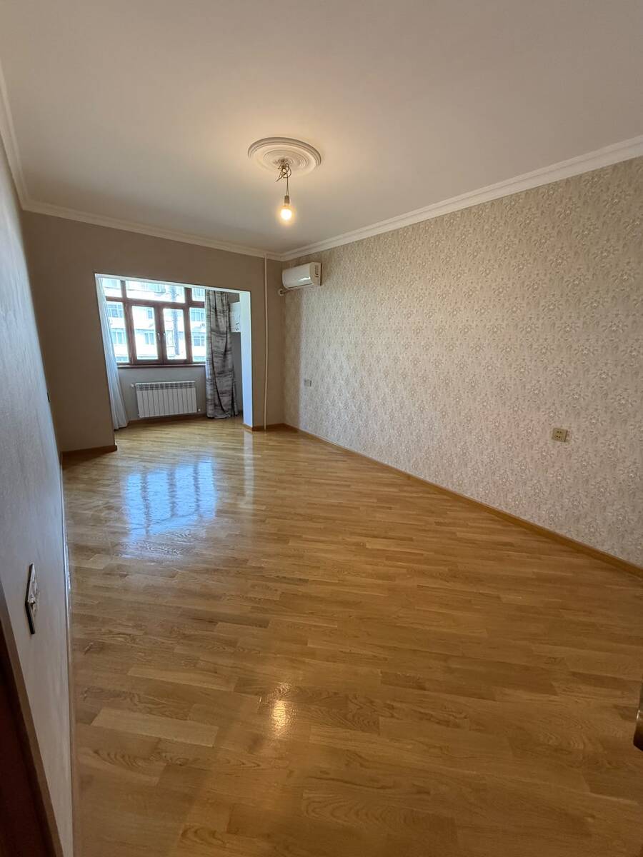 Satılır 2 otaqlı köhnə tikili 65 m² — Mənzil, Bakı (7)