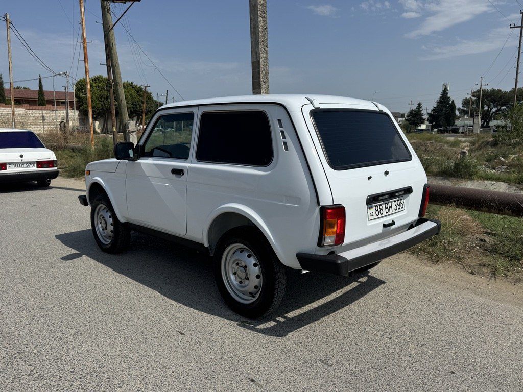 Lada (VAZ) Niva, 1.7 L, 2006 il, 256 386 km — Avtomobillər, Bakı (9)