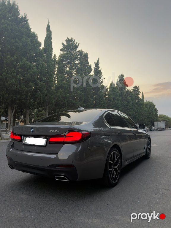 BMW 530e, 2.0 L, 12 kWh, 2021 il, 80 000 km — Avtomobillər, Sumqayıt (3)
