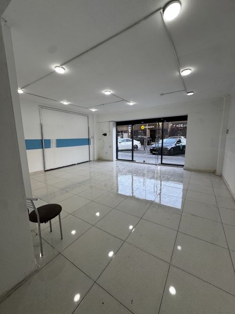 Satılır obyekt 60 m² — Bakı