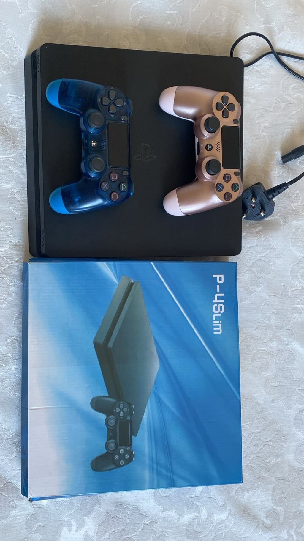 PlayStation 4 Slim oyun konsolu dəsti - Şəkillərdə göstərilənlər dəstə — Oyun konsolları, Bakı (2)