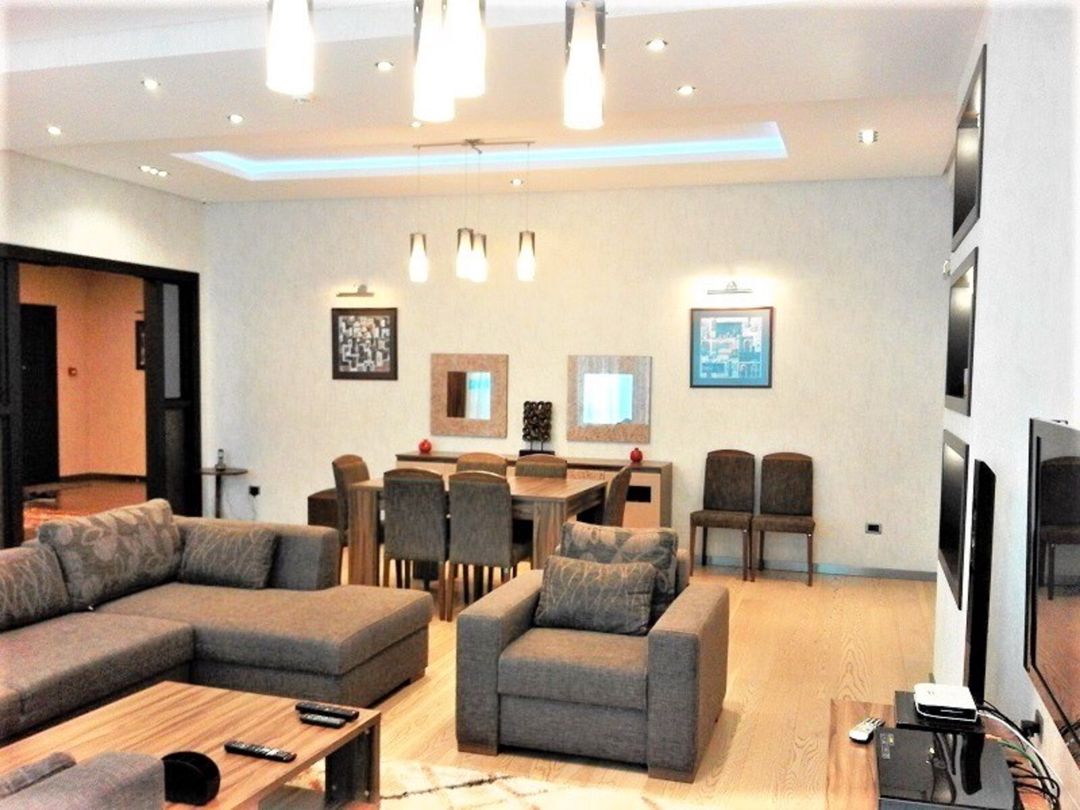 İcarəyə verilir 4 otaqlı yeni tikili 250 m² — Mənzil, Bakı (6)
