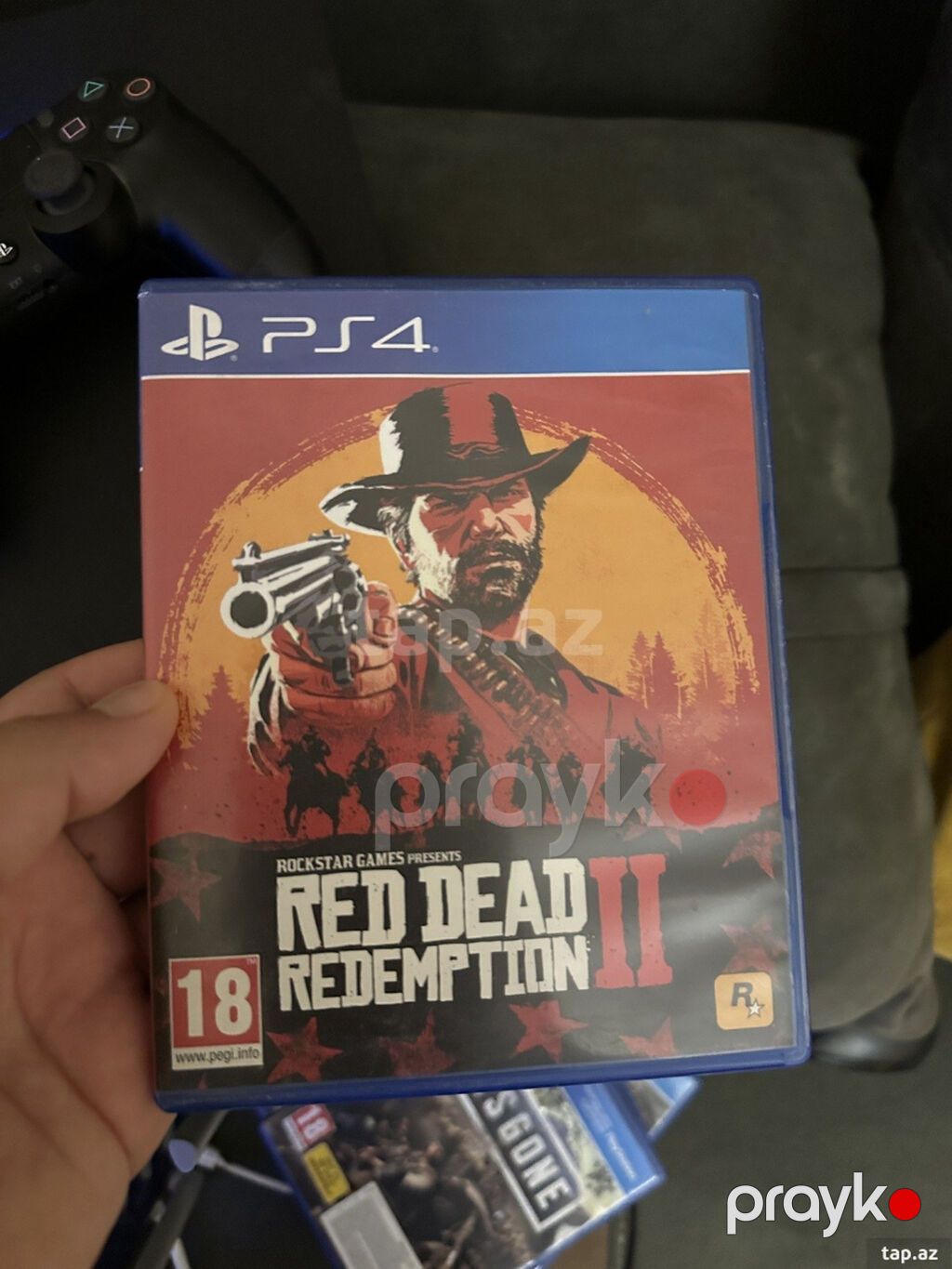 Playstation 4 Slim 1tb yaddaş,1 DualShock Üstündə RDR2, Days Gone — Oyun konsolları, Bakı (2)