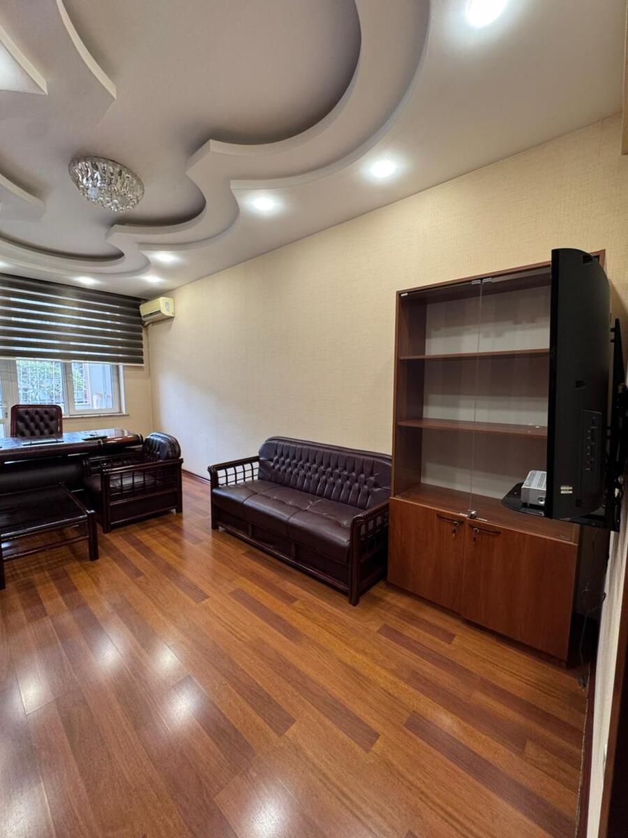 İcarəyə verilir 3 otaqlı ofis 170 m² — Ofis, Bakı (12)