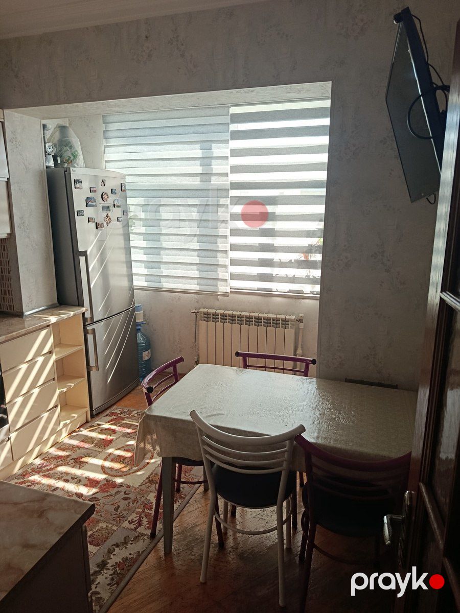 Satılır 2 otaqlı köhnə tikili 50 m² — Mənzil, Bakı (11)