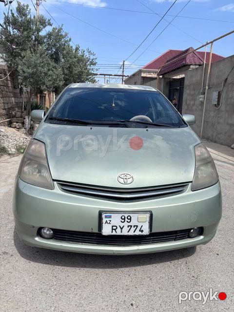 Toyota Prius, 1.5 L, 1.3 kWh, 2008 il, 333 300 km