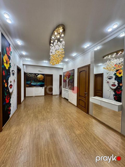 Satılır 3 otaqlı yeni tikili 136 m² — Bakı