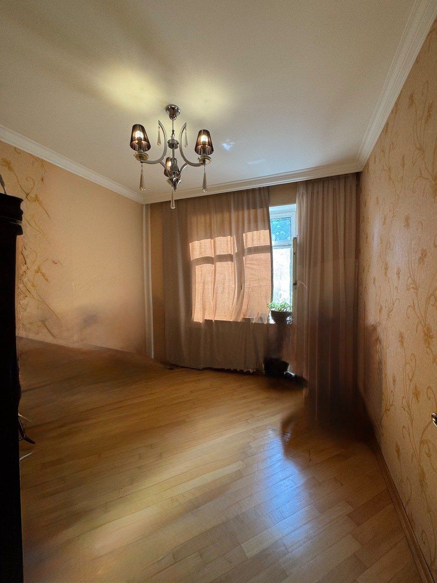 Satılır 4 otaqlı köhnə tikili 100 m² — Mənzil, Bakı (9)