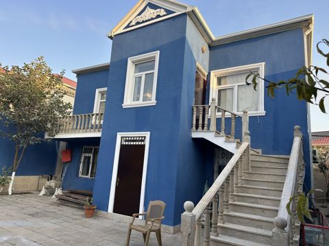 Satılır həyət evi/bağ evi 200 m² — Bakı