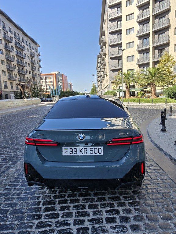 BMW 530, 2.0 L, 2025 il, 11 000 km — Avtomobillər, Bakı (12)
