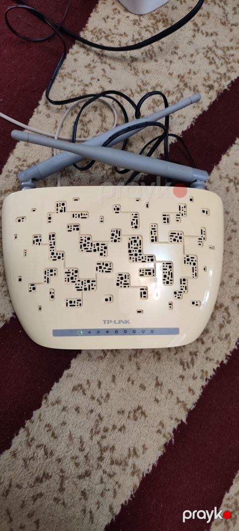 TP-Link simsiz Wi‑Fi router Xüsusiyyətlər: - Model xətti: TP-Link — Bakı
