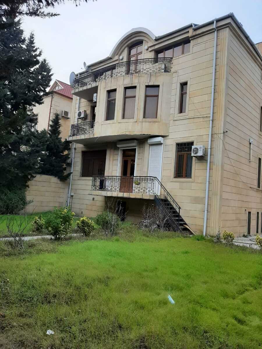 Satılır 10 otaqlı həyət evi/bağ evi 650 m² — Ev, villa, Bakı (2)