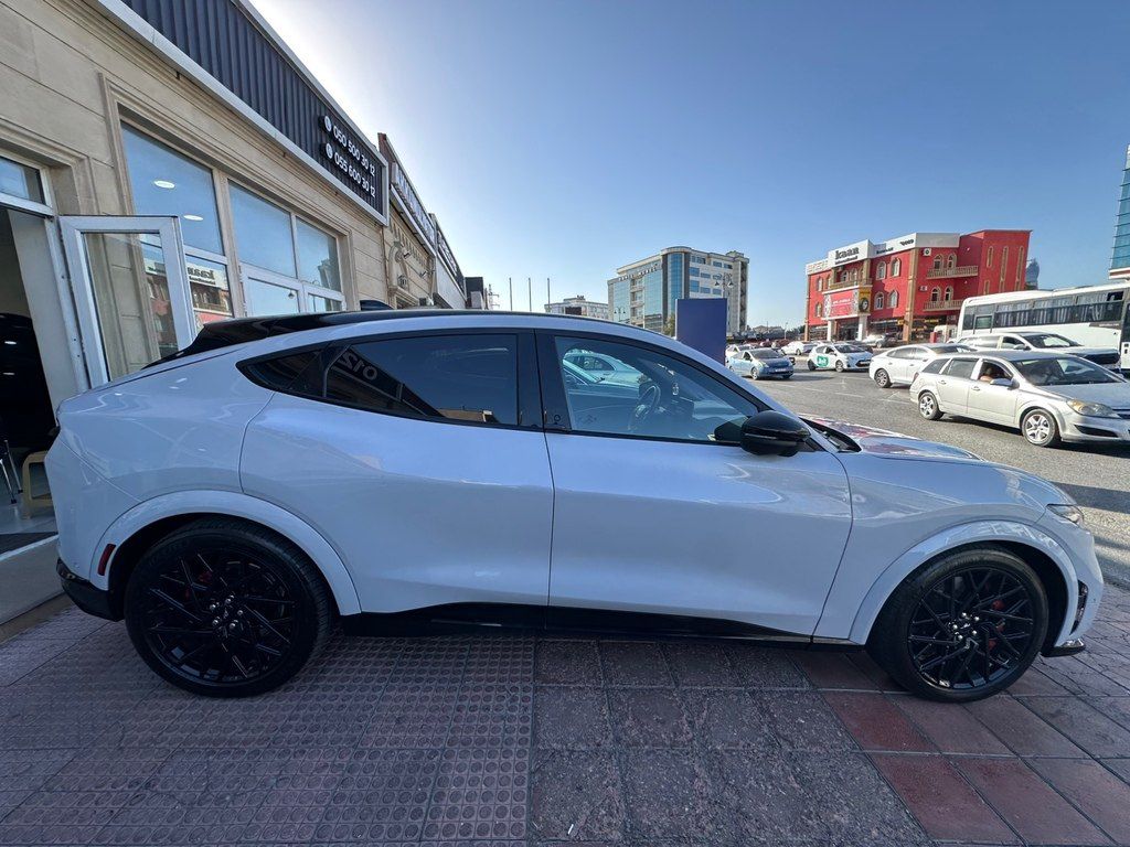 Ford Mustang Mach-E, 88 kWh, 2023 il, 26 300 km — Avtomobillər, Bakı (5)