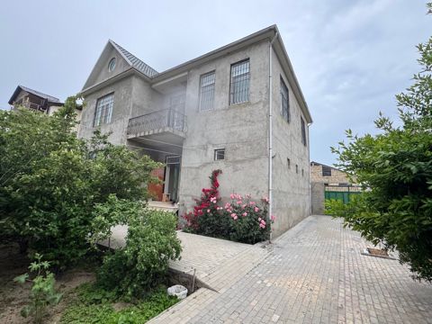 Satılır 6 otaqlı həyət evi/bağ evi 300 m² — Bakı