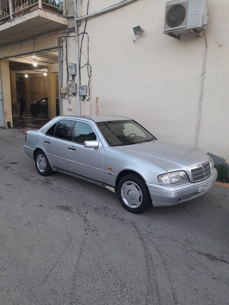 Mercedes C 200, 2.0 L, 1994 il, 638 000 km — Avtomobillər, Gəncə (2)