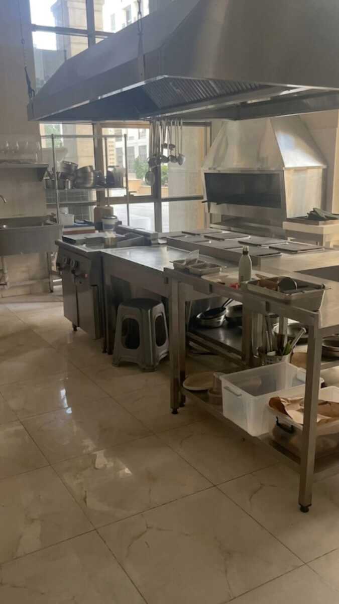 Satılır obyekt 368 m² — Əmlak, Bakı (2)
