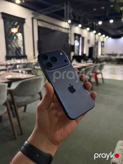 Apple iPhone 17 Pro Deep Blue 256GB/12GB