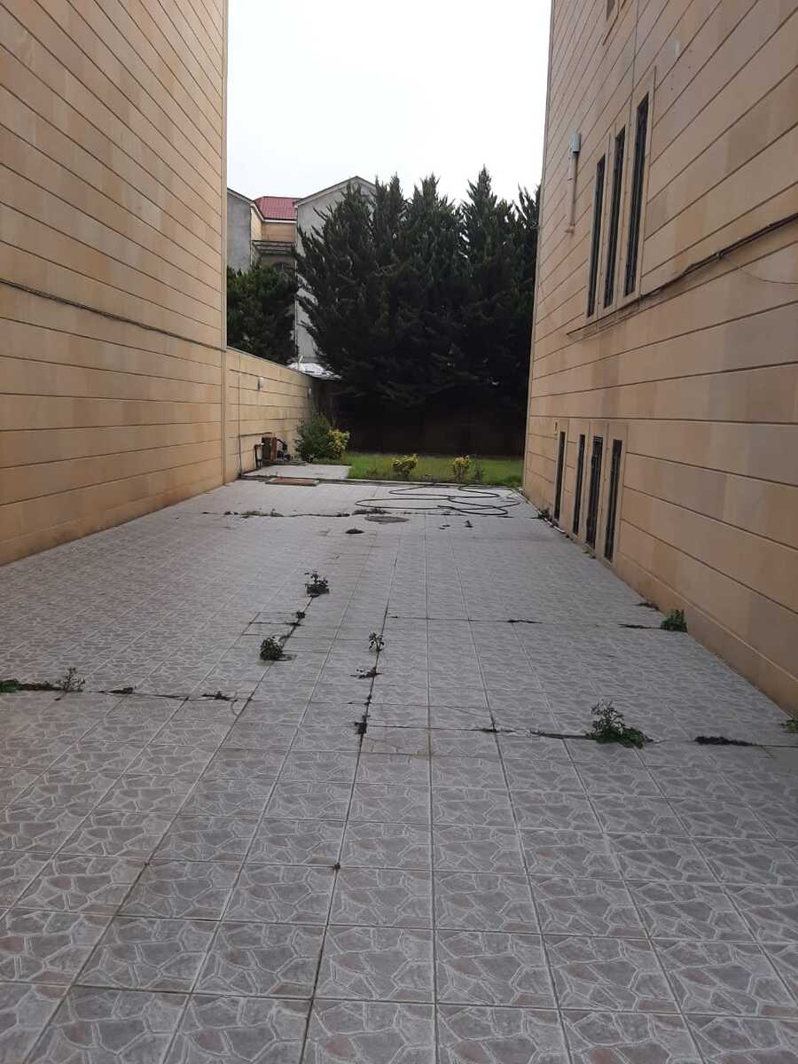 Satılır 10 otaqlı həyət evi/bağ evi 650 m² — Ev, villa, Bakı (3)