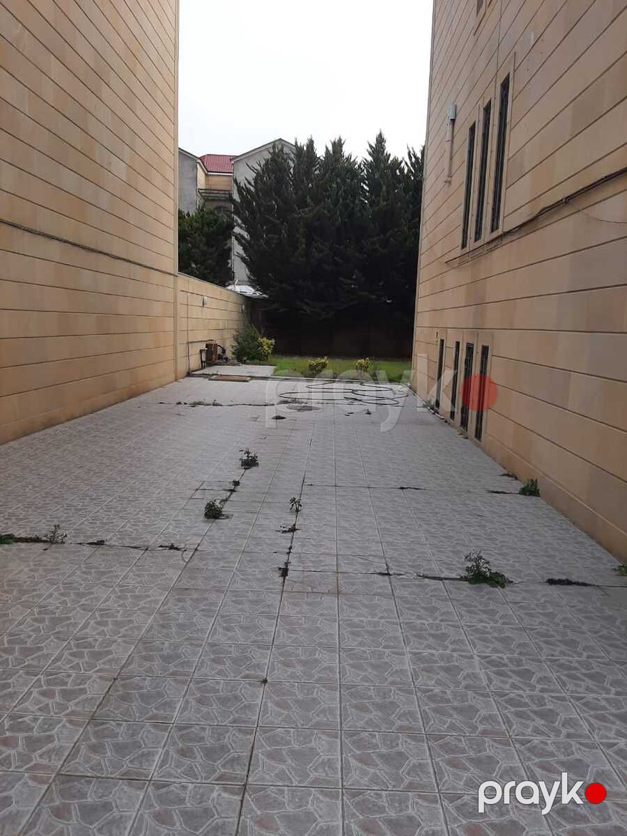 Satılır 10 otaqlı həyət evi/bağ evi 650 m² — Ev, villa, Bakı (3)